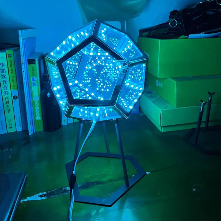 HoneyFly LED Dodecahedron Light 5V 5W Color Changing Creative Dazzling Atmosphere Lamp USB Remote Control Bar Disco