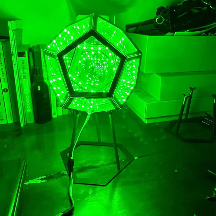 HoneyFly LED Dodecahedron Light 5V 5W Color Changing Creative Dazzling Atmosphere Lamp USB Remote Control Bar Disco