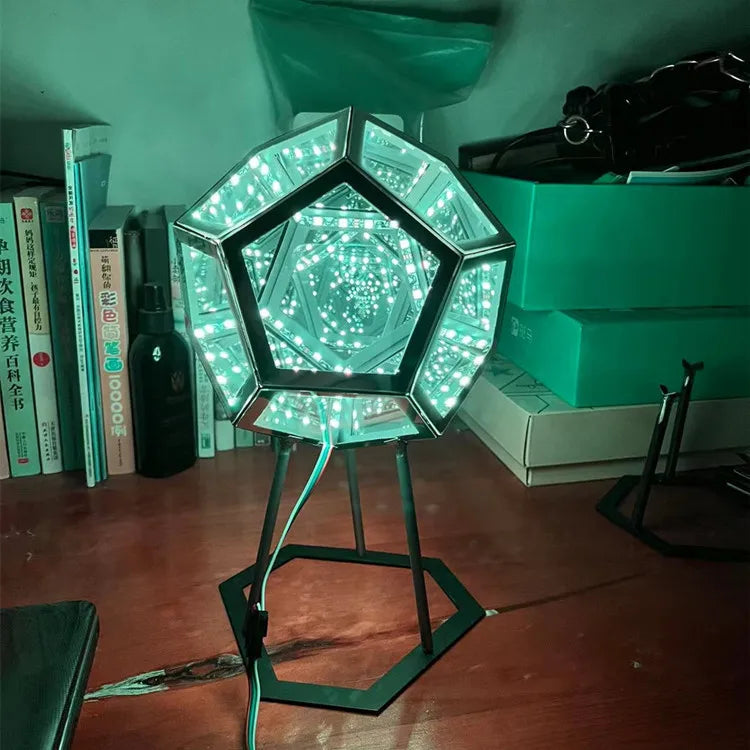 HoneyFly LED Dodecahedron Light 5V 5W Color Changing Creative Dazzling Atmosphere Lamp USB Remote Control Bar Disco